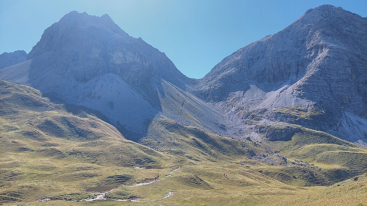 Hochgundspitze, Rappenseescharte and Rappenseekopf, view from northwest