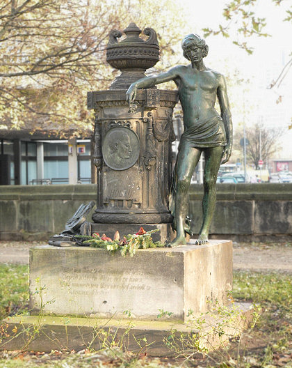 Zur Erinnerung an den Dichter Ludwig Christoph Heinrich Hölty auf dem St