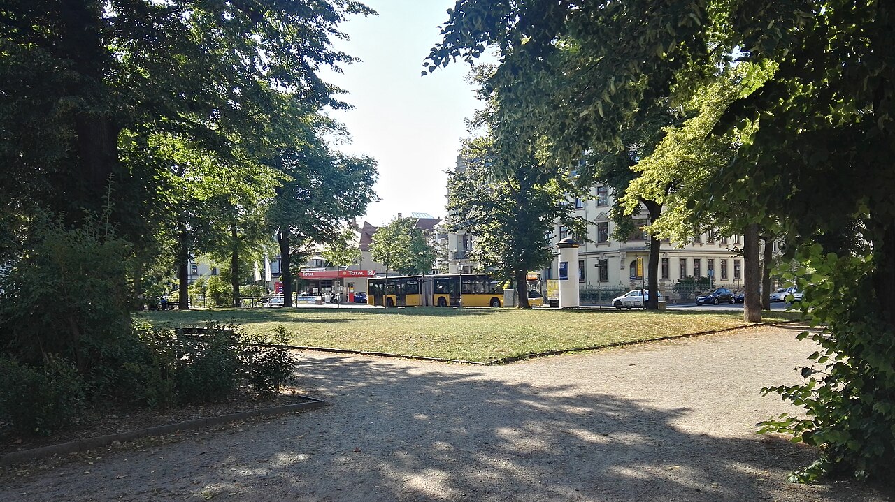 Blick über den Hüblerplatz in Dresden
