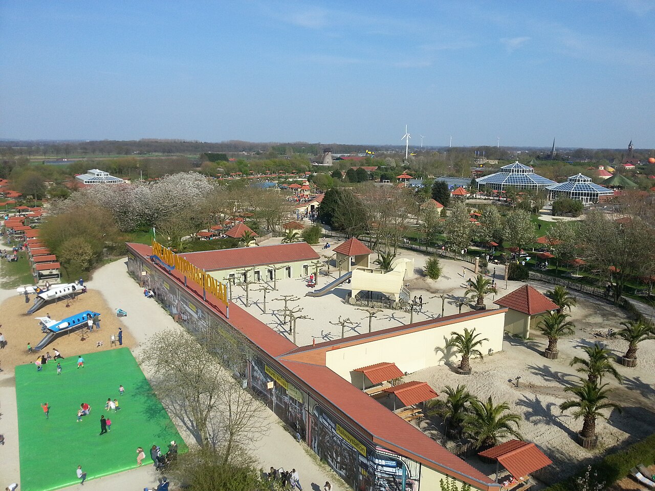 Freizeitpark "Irrland" in Kevelaer-Twisteden, Blick vom "Tower" über das Gelände