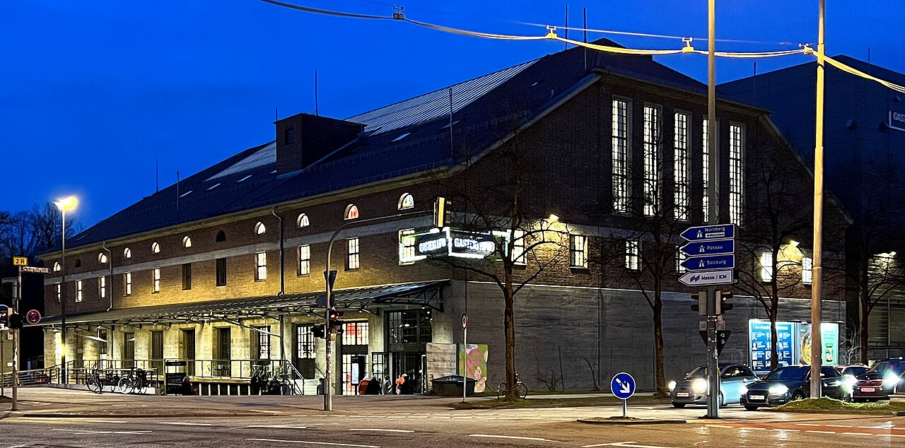 Isarphilharmonie Gebäude außen und innen