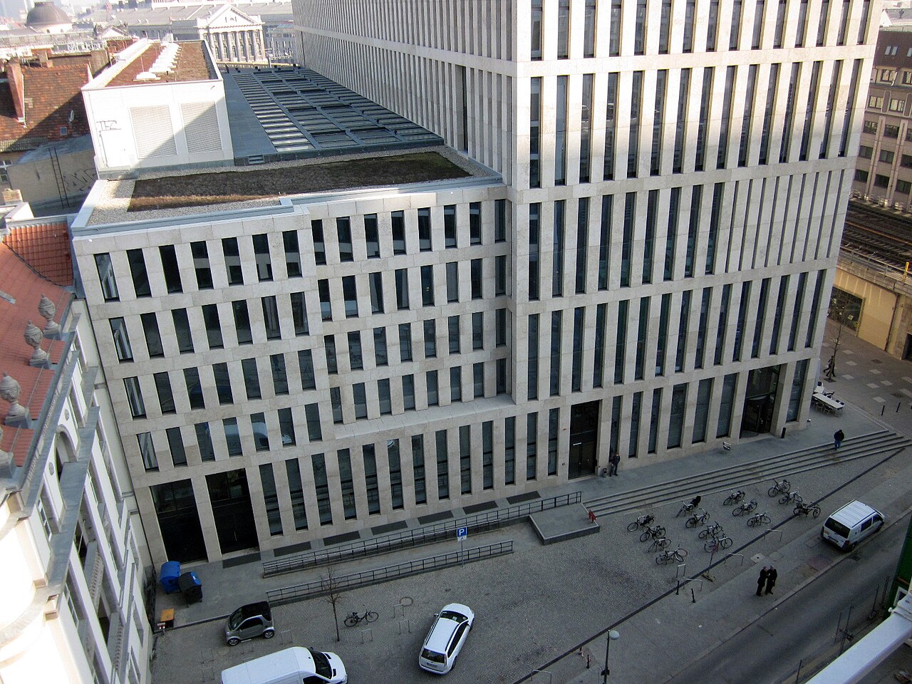 Jacob-und-Wilhelm-Grimm-Zentrum