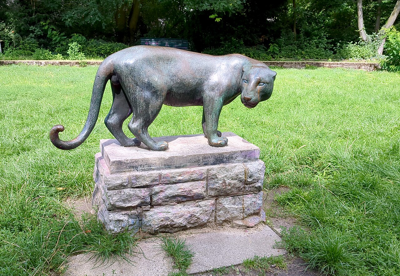 Sculpture Jaguar by Heinrich Drake in the Park am Weißensee in Berlin-Weißensee, Germany