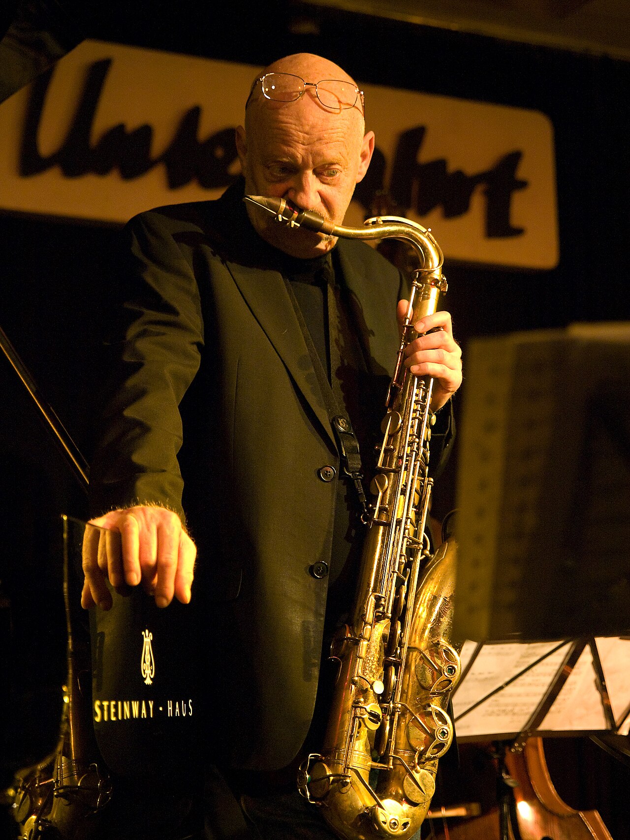 Andy Scherrer, double bass, picture taken in Jazz club "Unterfahrt" in Munich/Germany