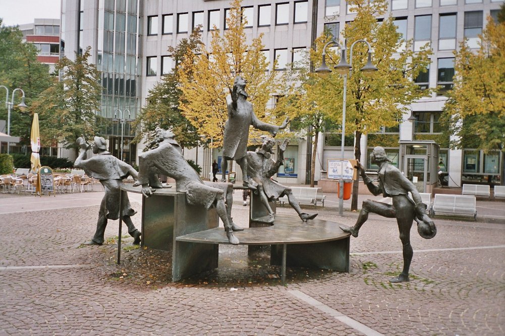Szene aus der "Jobsiade" auf dem Bochumer Husemannplatz