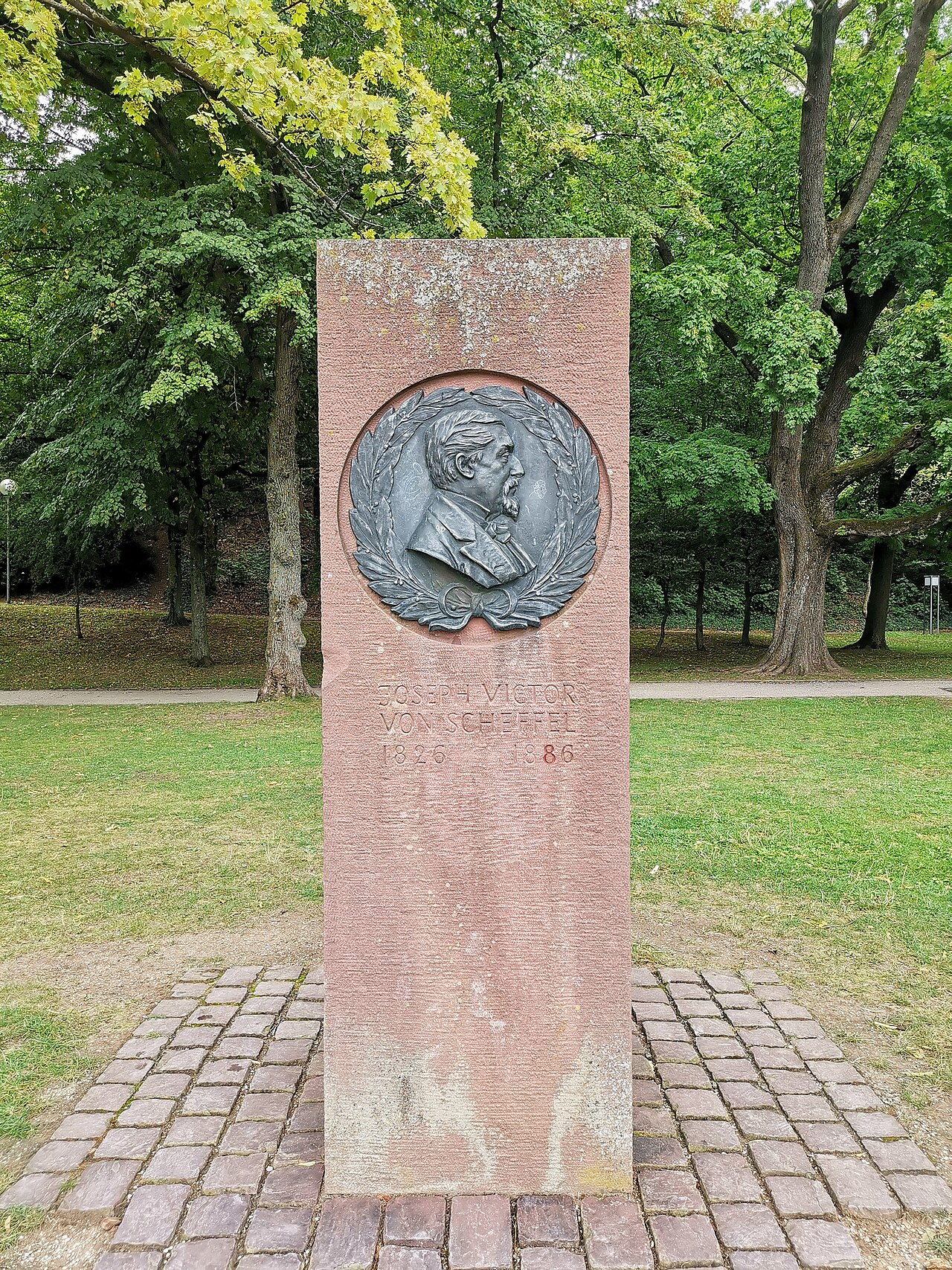 Scheffeldenkmal auf der Scheffelterrasse in Heidelberg