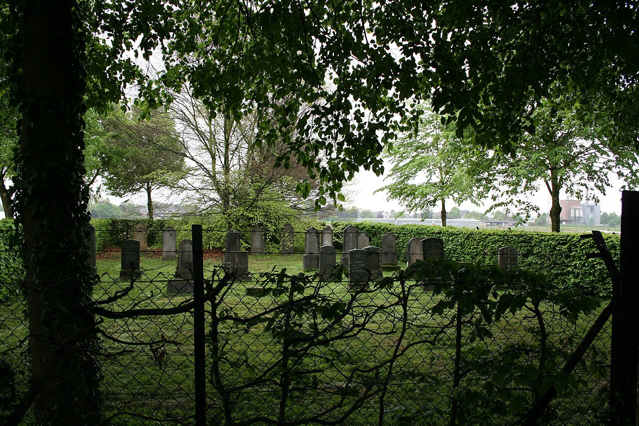 View of the Jewish cemetery in Glehn