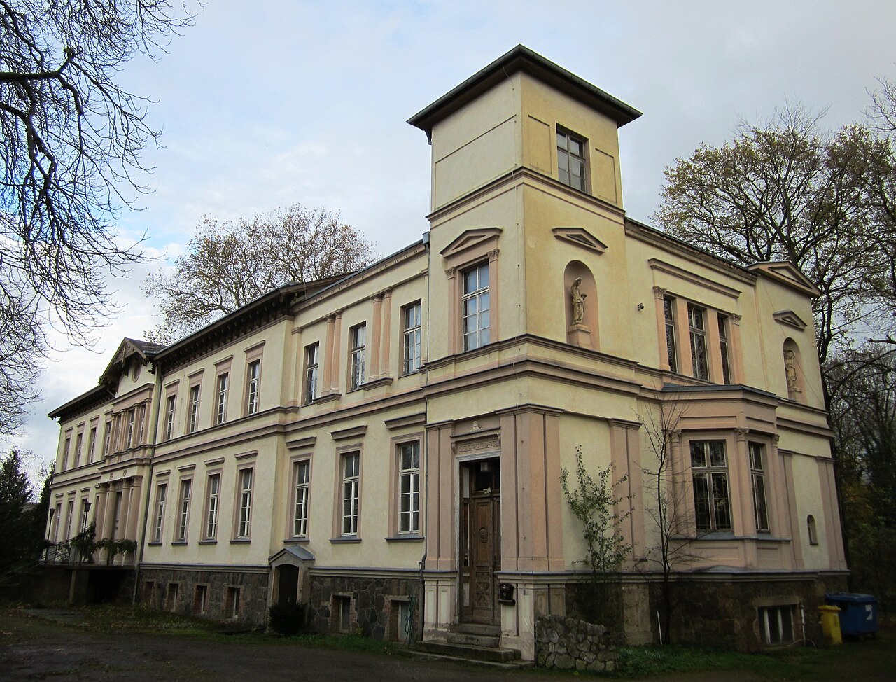 denkmalgeschütztes Gutshaus in Booßen