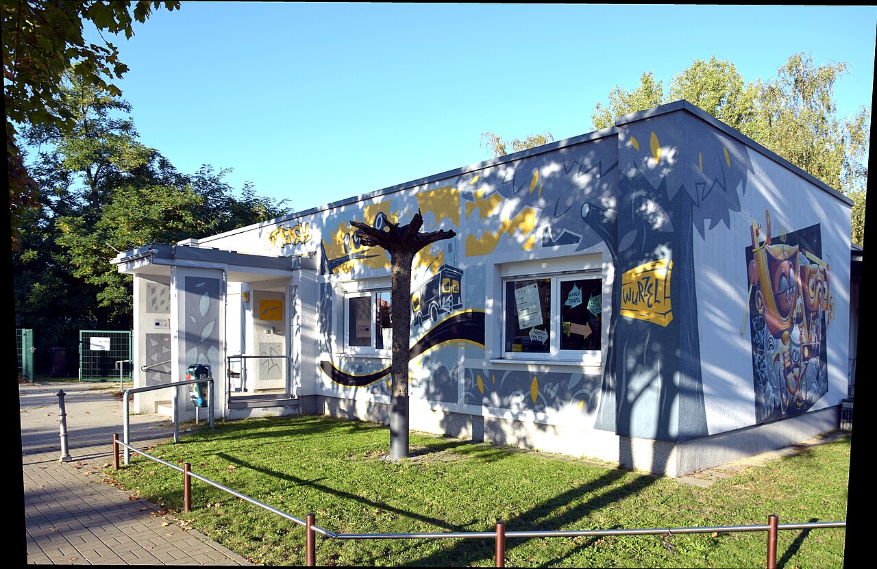 Youth club Wurzel in the Dessauer Straße 1 in Berlin-Marzahn, Germany