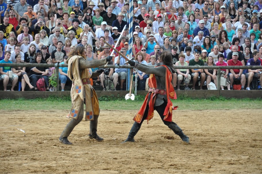 King Arthur ist fighting versus Lancelot