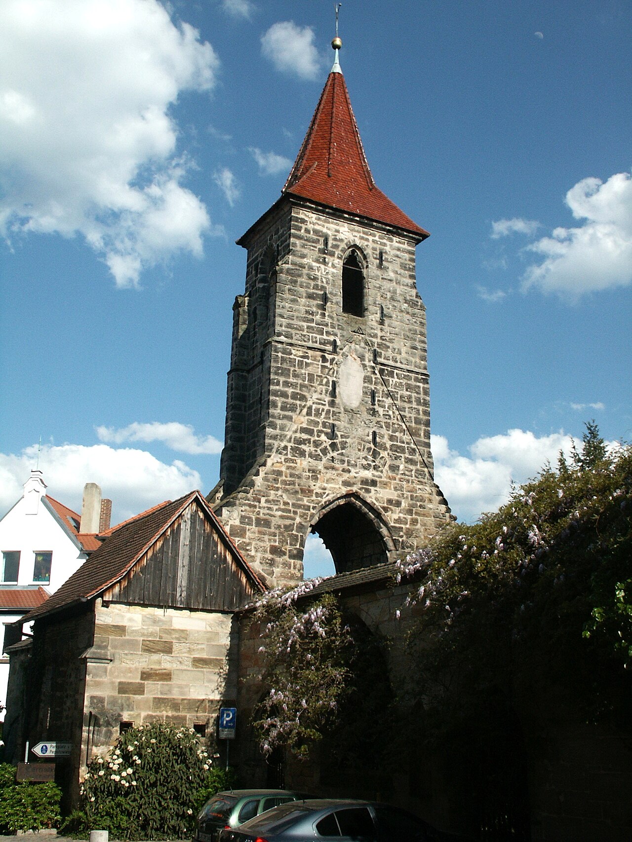 Ruine der Sankt-Leonhardskirche in Lauf an der Pegnitz