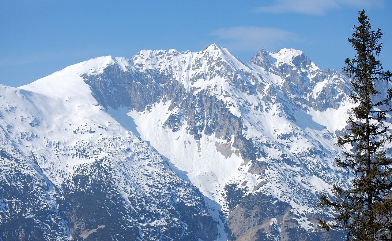 Kirchlspitze, Sulzleklammspitze from SE