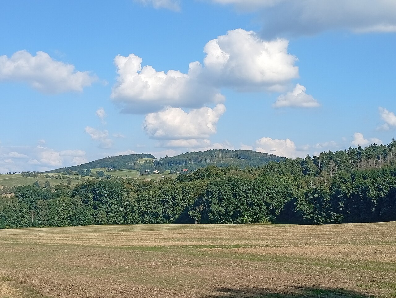 Pohled z jihozápadu