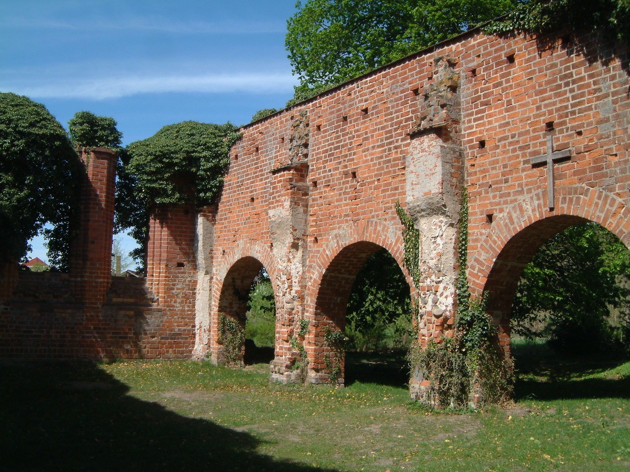Die Ruinen des Zisterzienserklosters in Himmelpfort (Landkreis Oberhavel, Brandenburg)