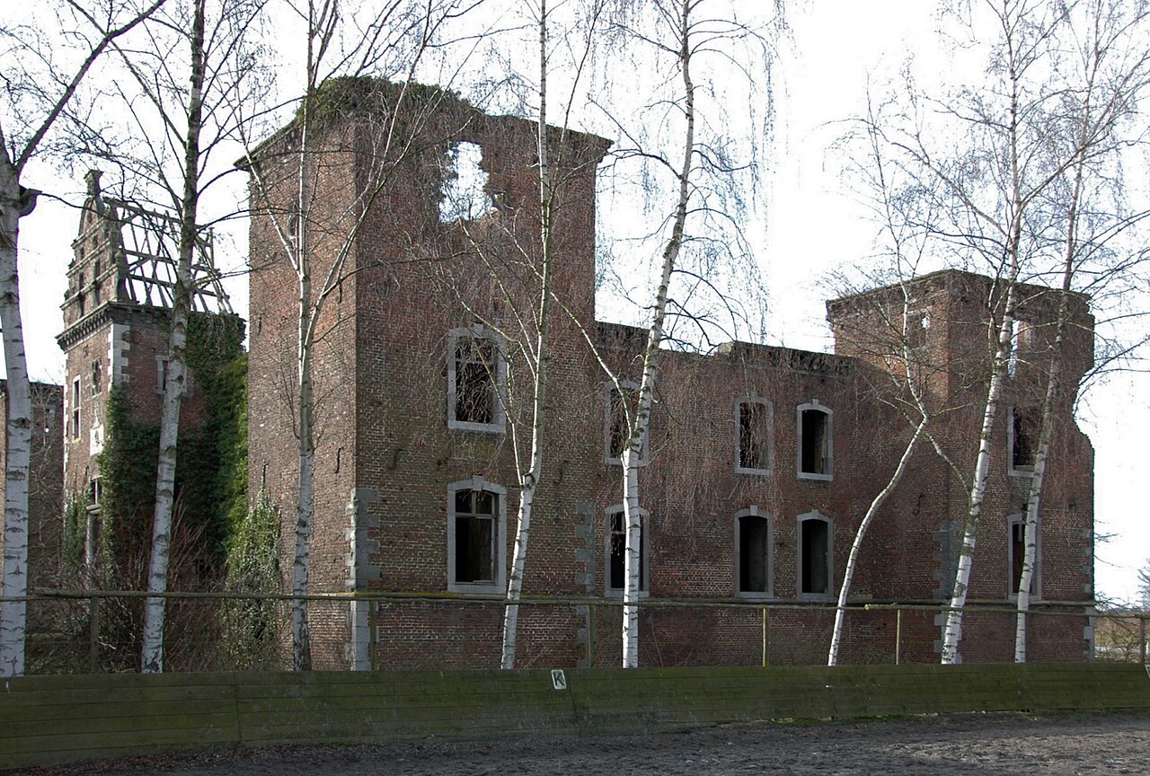 Ruin of the Teutonic Order commandry in Aldenhoven-Siersdorf, north-eastern aspect