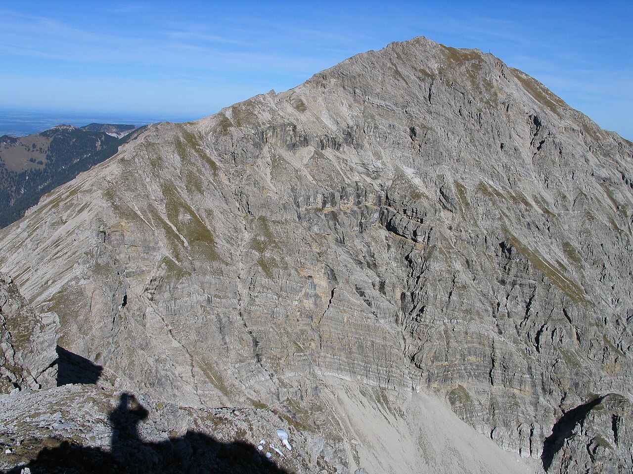 de:Kreuzspitze (2185 m) von Süden, de:Ammergauer Alpen (24