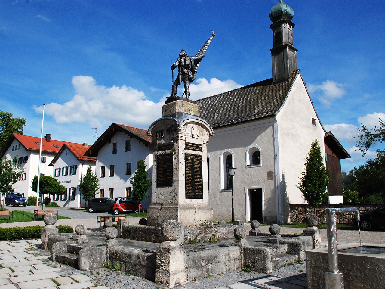 Foto von Kriegerdenkmal