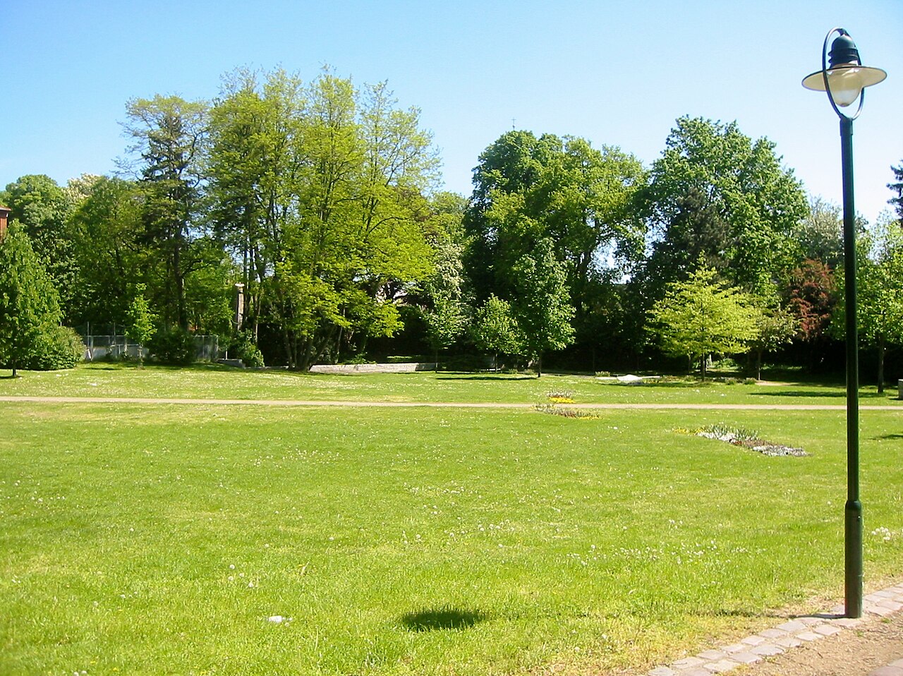 Stadtpark in Bernau bei Berlin, entstanden durch eine Einebnung von Wällen und Gräben im 17