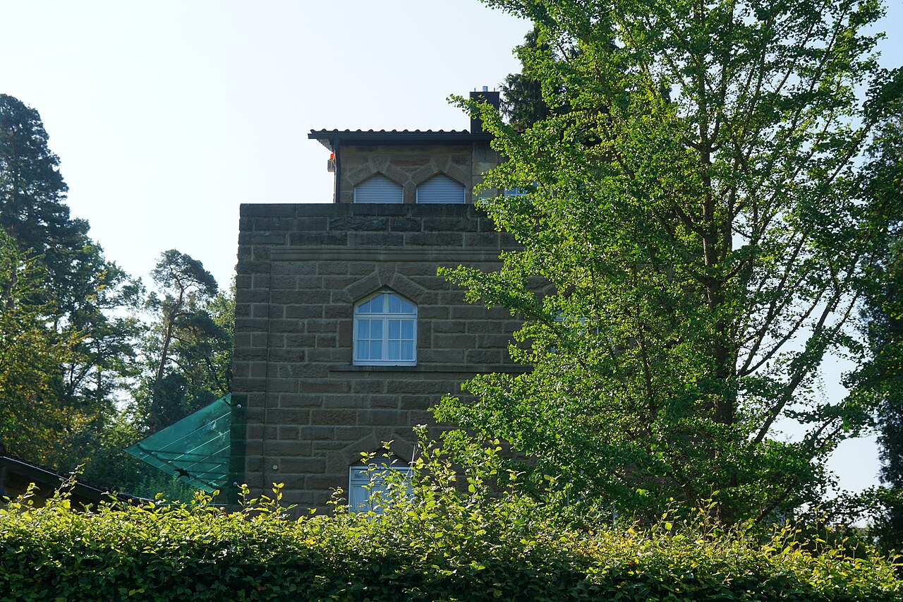Künstlerhaus Fritz Steisslinger, Falkenstraße 30 in Böblingen