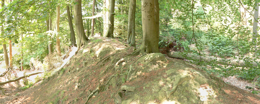 Wall der Kukesburg