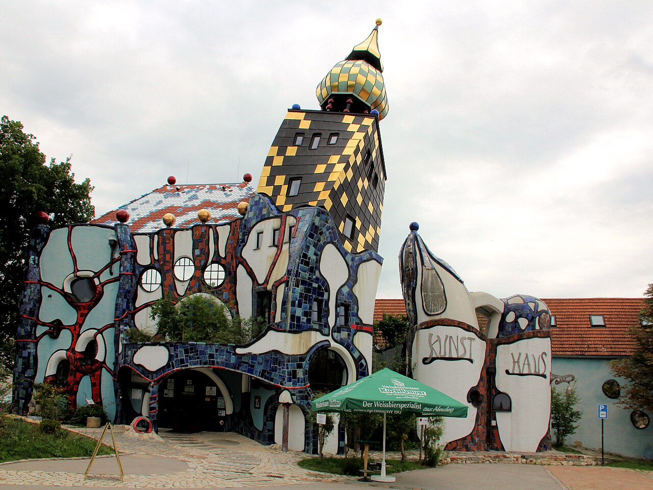 Abensberg — Hundertwasser-Kunsthaus