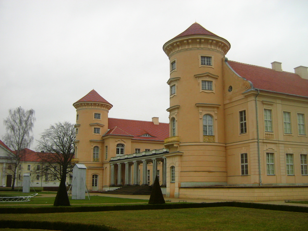 Schloss Rheinsberg in Rheinsberg (Landkreis Ostprignitz-Ruppin, Brandenburg)