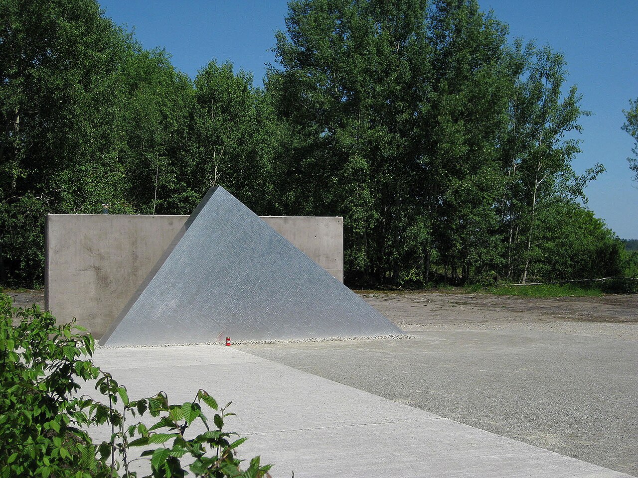 Foto von KZ Gedenkstätte Hailfingen-Tailfingen, Mahnmal
