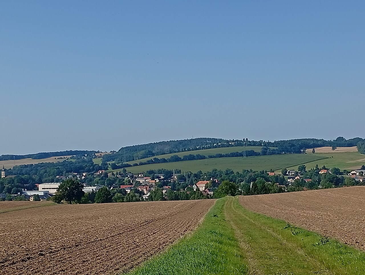 V pozadí Fuchsberg, před ním Lämmerberg