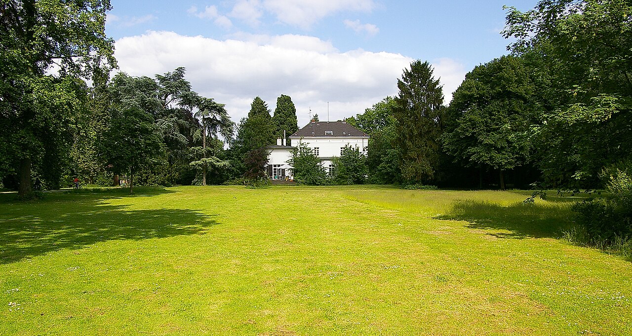 Haus im Lantz'scher Park in Düsseldorf