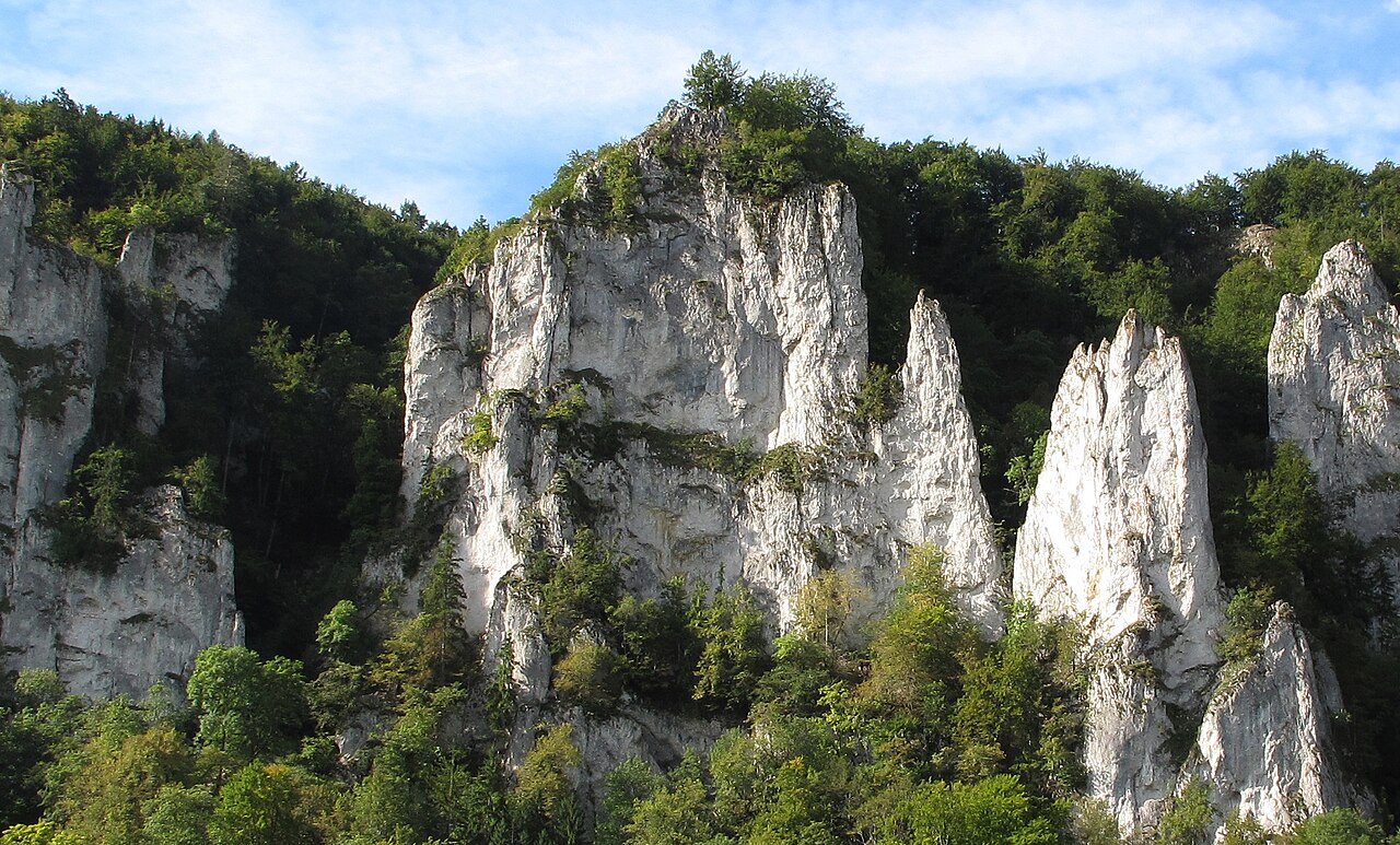 Burgfels von Nordosten