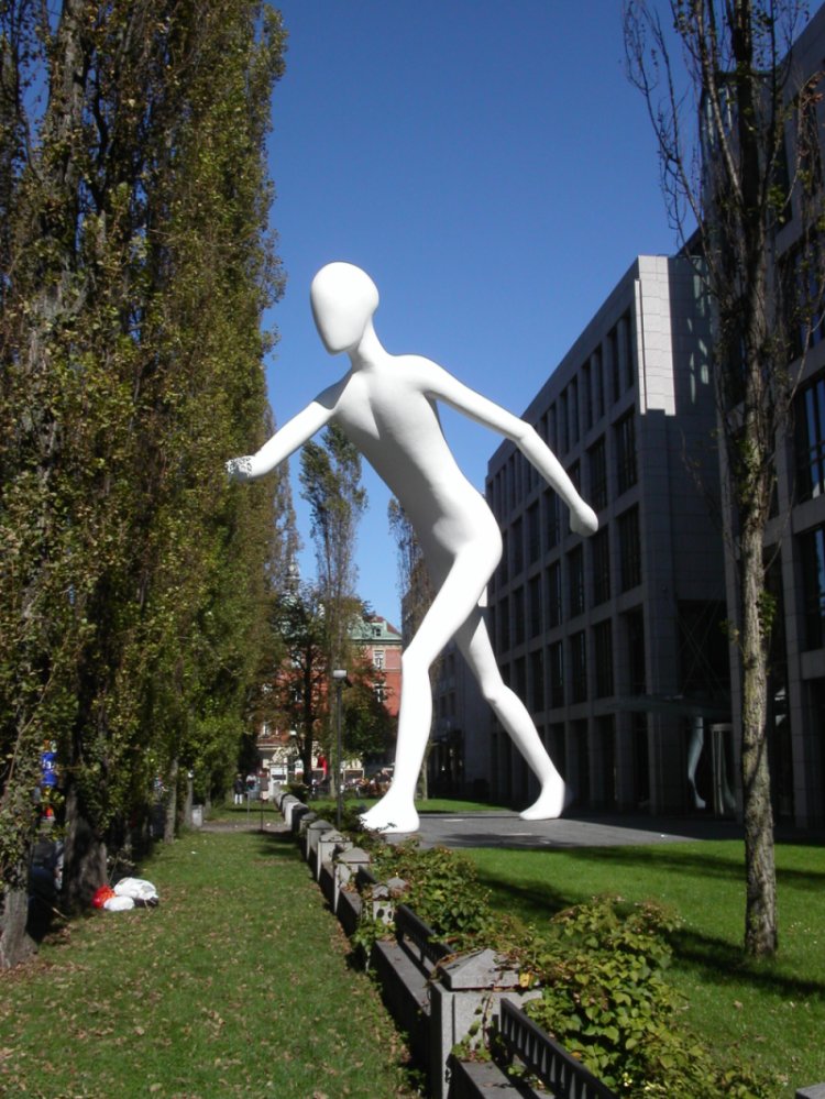 Walking man in Munich-Schwabing