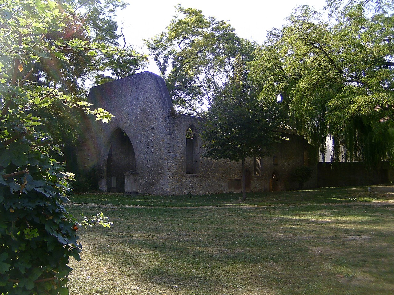 BRD, (PLZ 67593) Westhofen, Ruine der Leibfrauenkirche, 1496 erstmals erwähnt