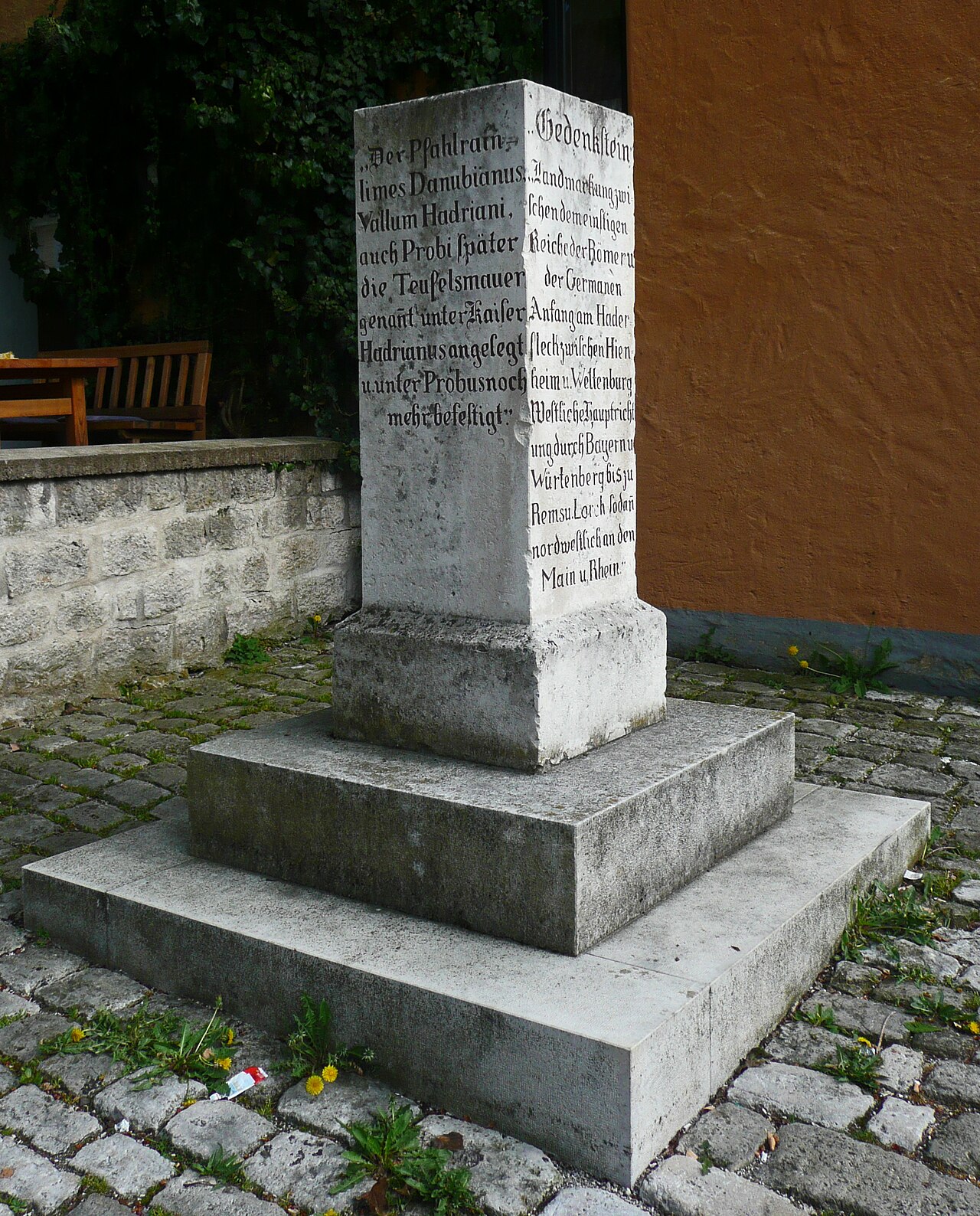 Memorial stone to the Limes on the market place in Kipfenberg seen from NW