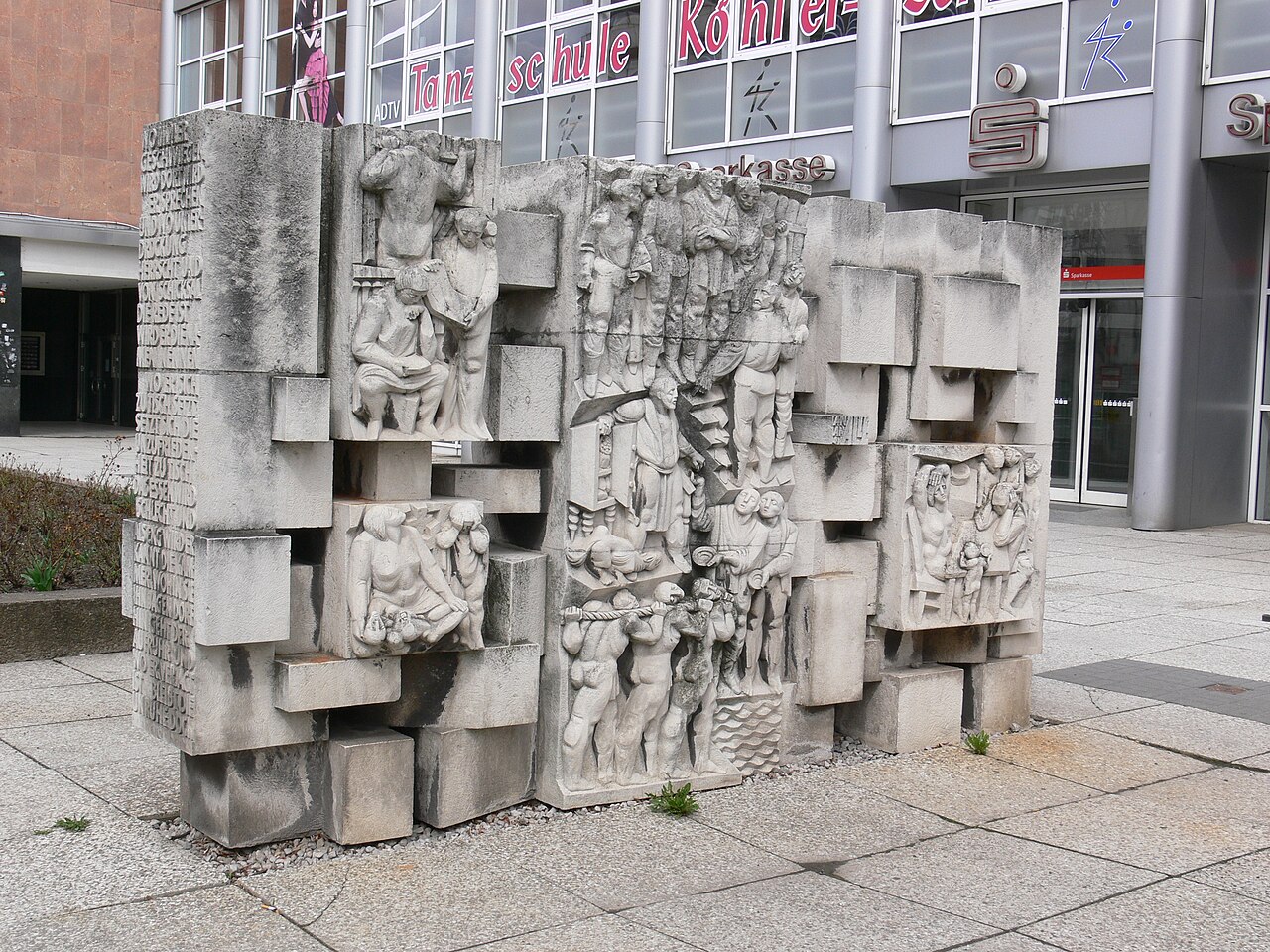 Foto von Lob des Revolutionärs