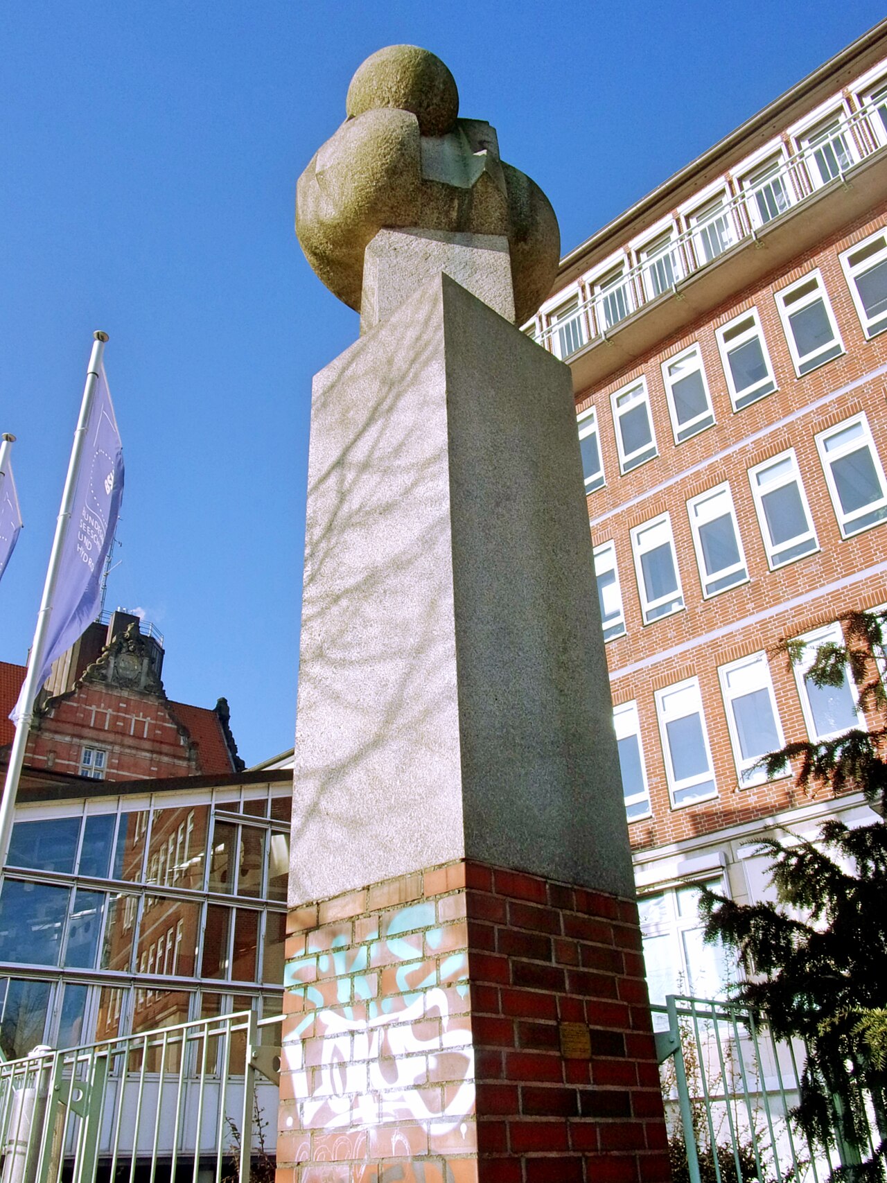 Skulptur „Lob des Wasser“ von Hans Kock