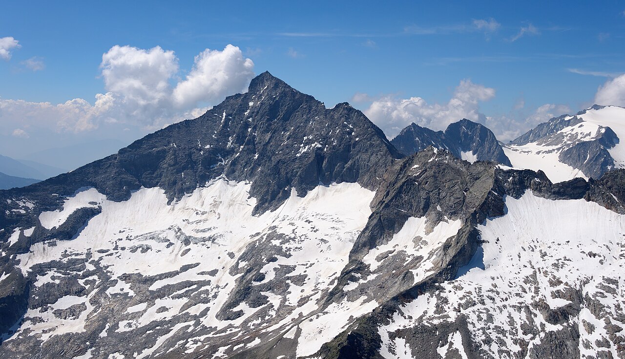 Aerial image of Großer Löffler (view from the north)