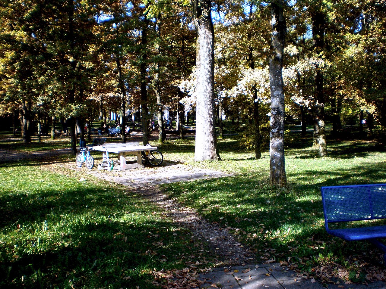Unterschleißheim, Lohwaldpark 1