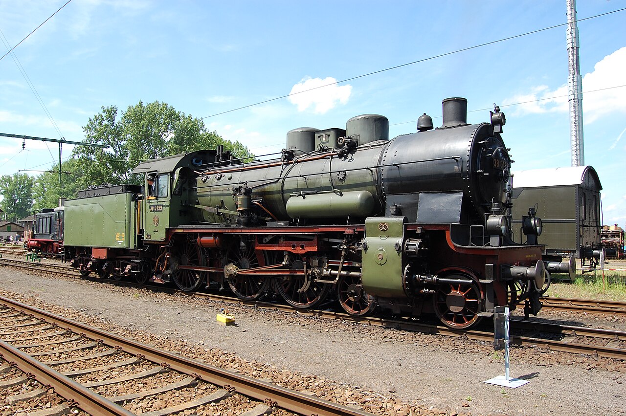 Steam locomotive Prussian P 8