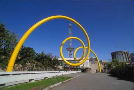 Looping - Sculpture in public space by Ursula Sax, Berlin, Germany, Messe Avus Berlin