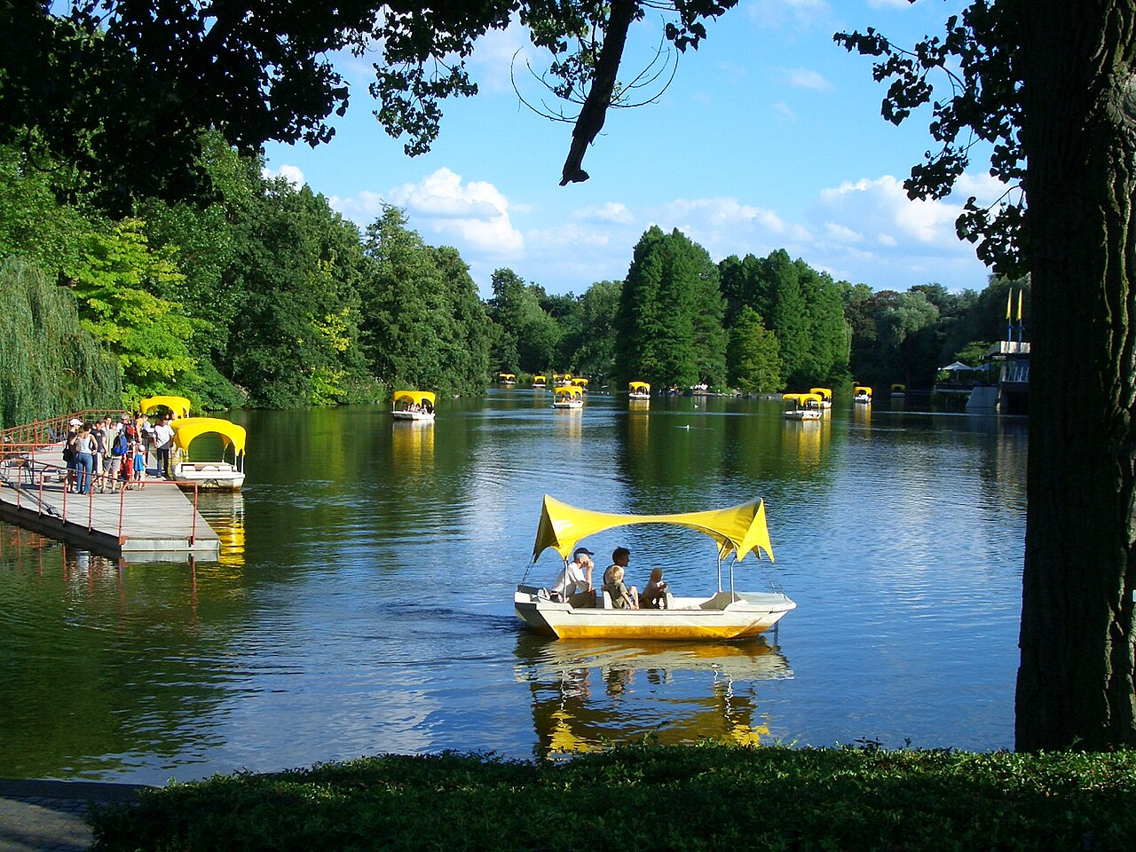 Gondolettas on Kutzerweiher at the Luisenpark in Mannheim