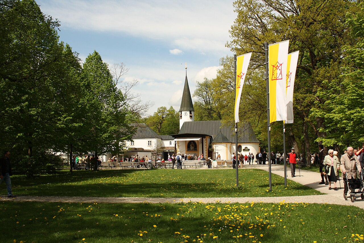 Blick auf Maria Eich / Planegg mit Freialtar