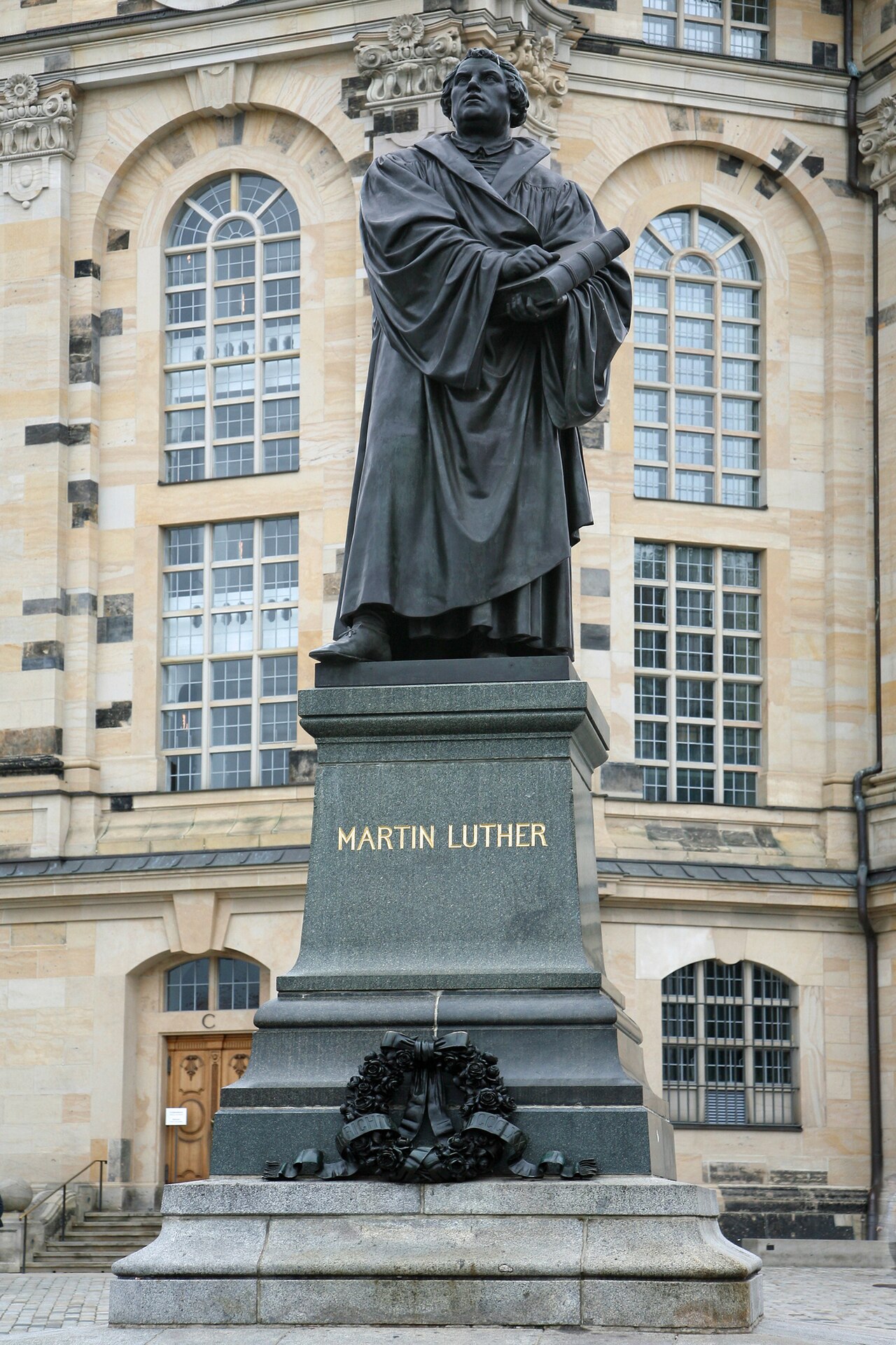 Dresden, monument of Martin Luther