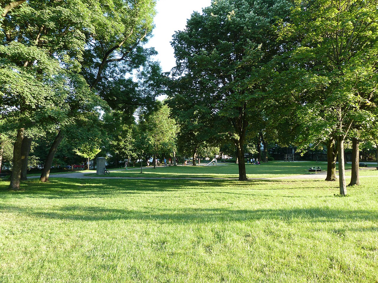 View in the Maßmannpark in Munich on 2010-07-07