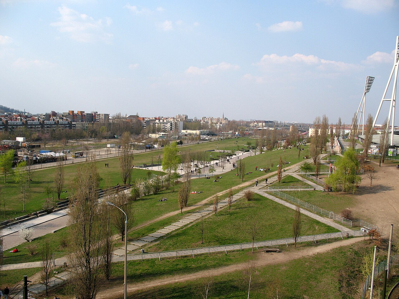 Mauerpark, 31