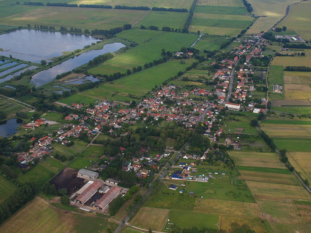 Linum aus westlicher Richtung