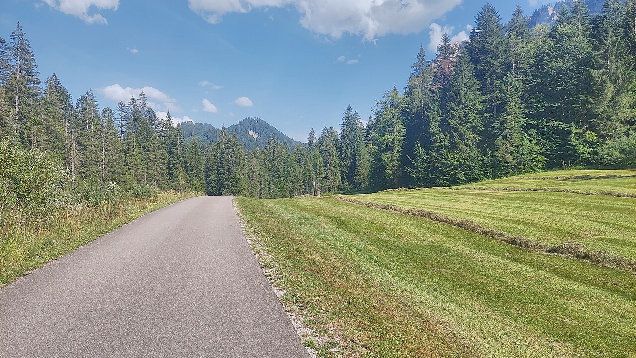 Rohrmoossattel and Mittagspitz in the Allgäu Alps, view from west