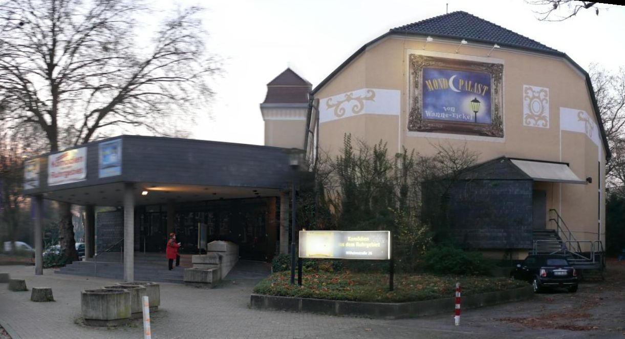 Mondpalast Herne, eigene Bilder mit Autostitch zusammengefügt