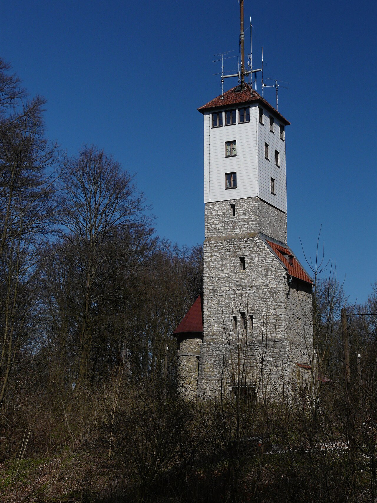 The Moritzberg tower , located at the summit plateau of the Moritzberg hill