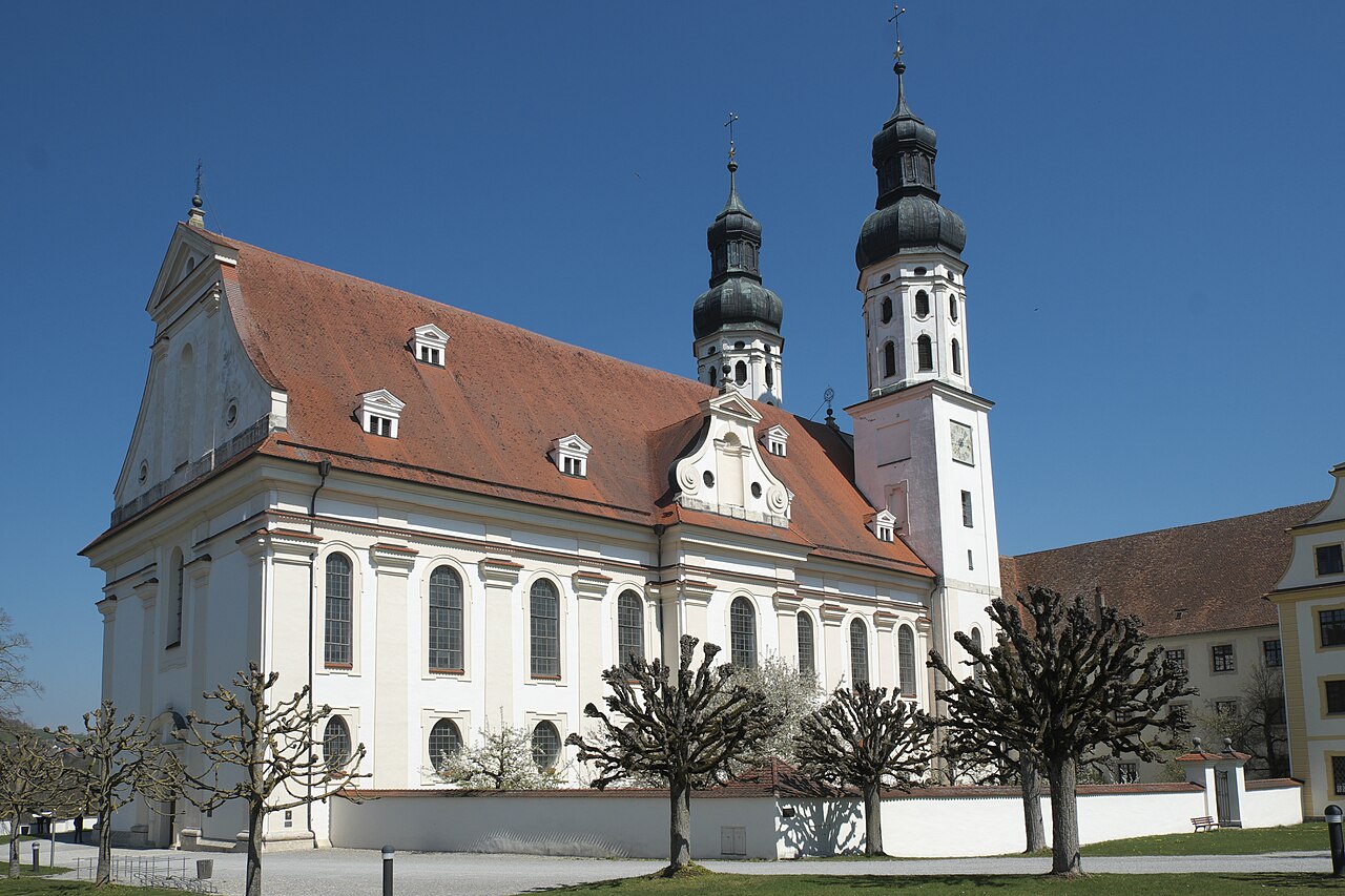 Ehemalige Prämonstratenserstiftskirche , Münster St