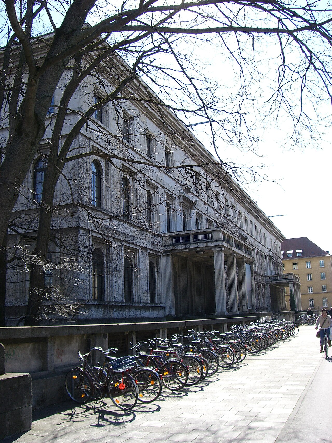 Museum für Abgüsse klassischer Bildwerke (Gebäudefassade)